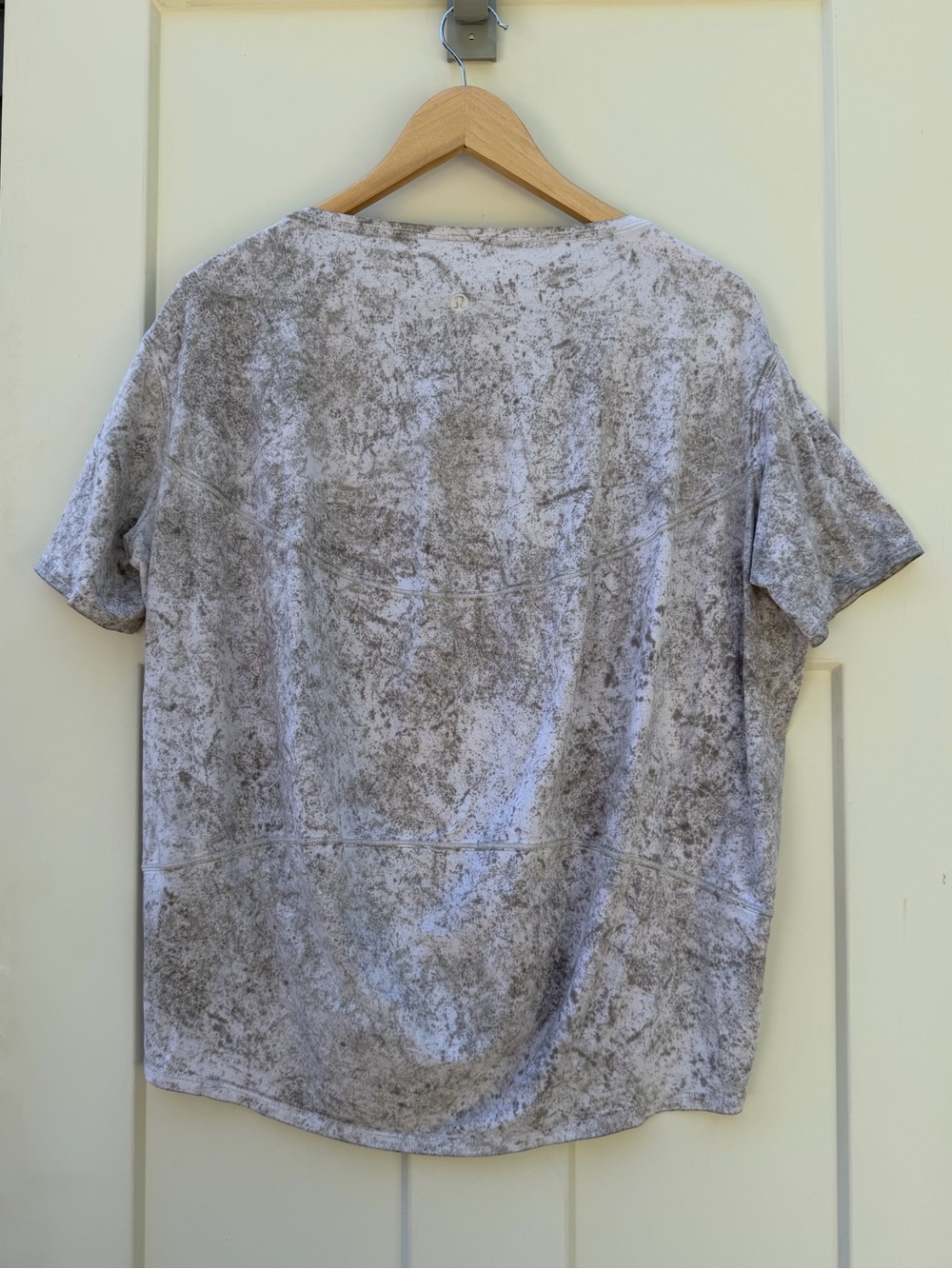 lululemon athletica Love Crew T-Shirt - Cirrus Wash White size 10/12 - Picture 4 of 6